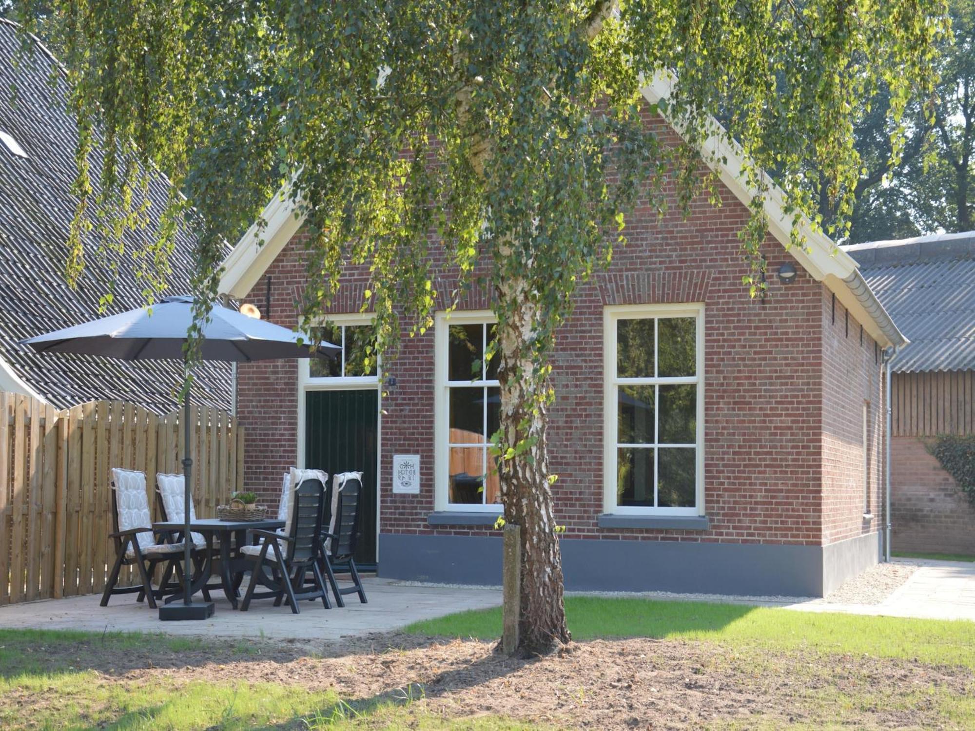 Quaint Farmhouse In Geesteren With Meadow View 외부 사진