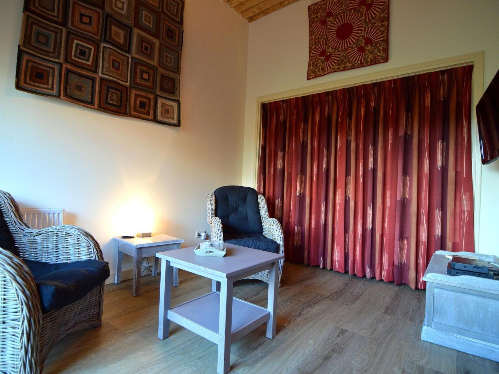 Quaint Farmhouse In Geesteren With Meadow View 외부 사진