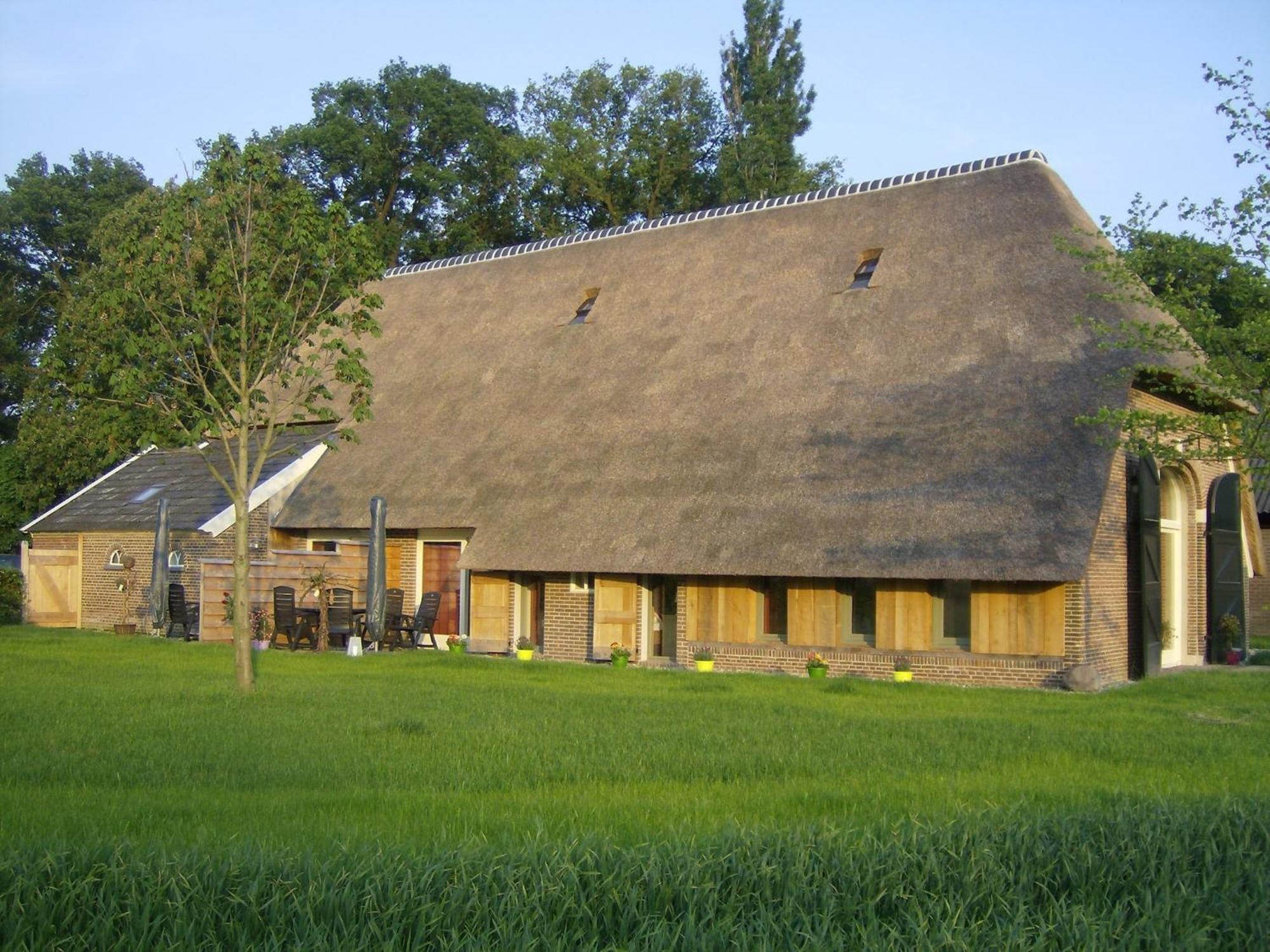 Quaint Farmhouse In Geesteren With Meadow View 외부 사진